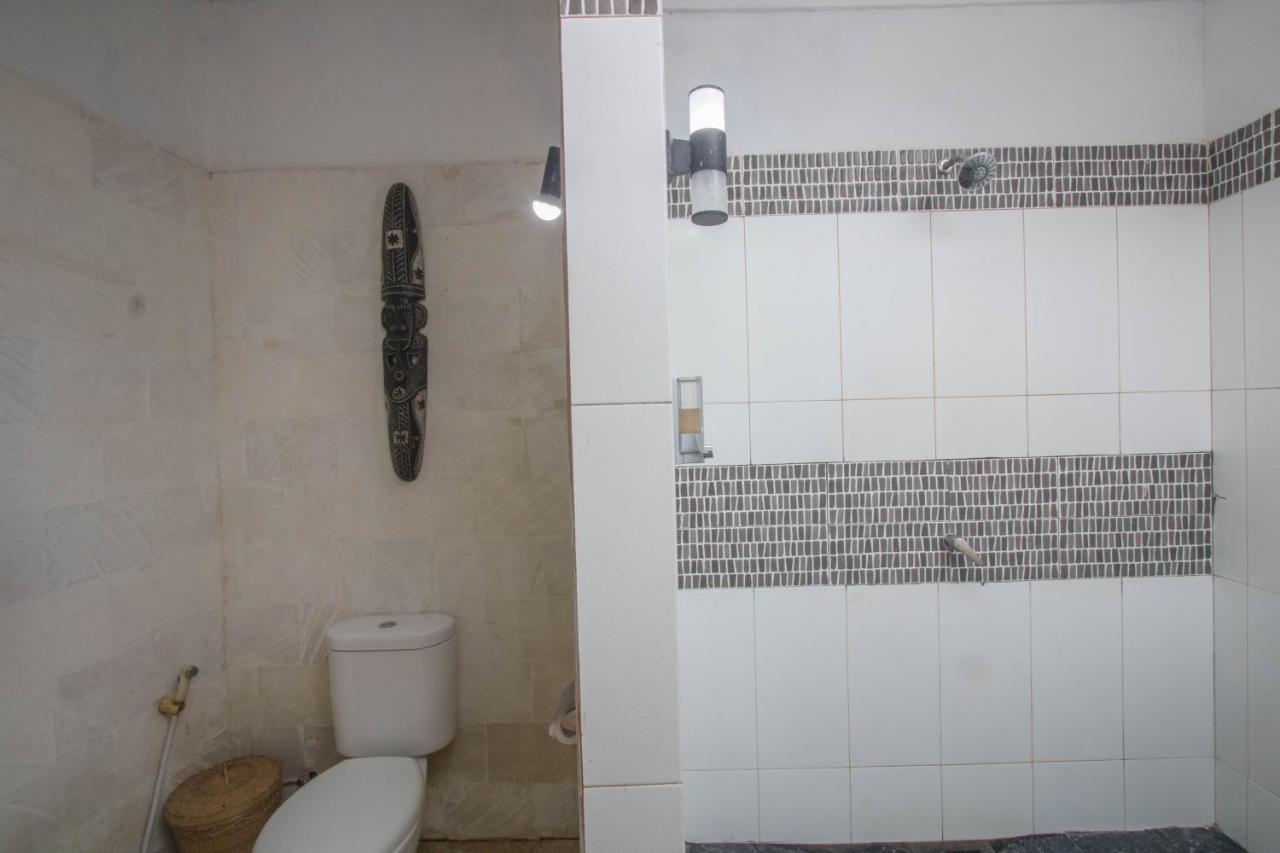 Aaliku Bungalows Τζίλι Τραγουανγκάν Εξωτερικό φωτογραφία