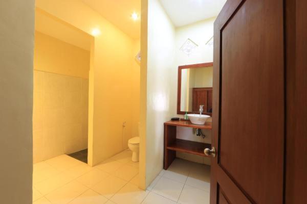 Aaliku Bungalows Τζίλι Τραγουανγκάν Εξωτερικό φωτογραφία