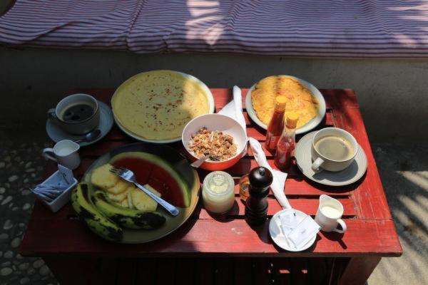 Aaliku Bungalows Τζίλι Τραγουανγκάν Εξωτερικό φωτογραφία