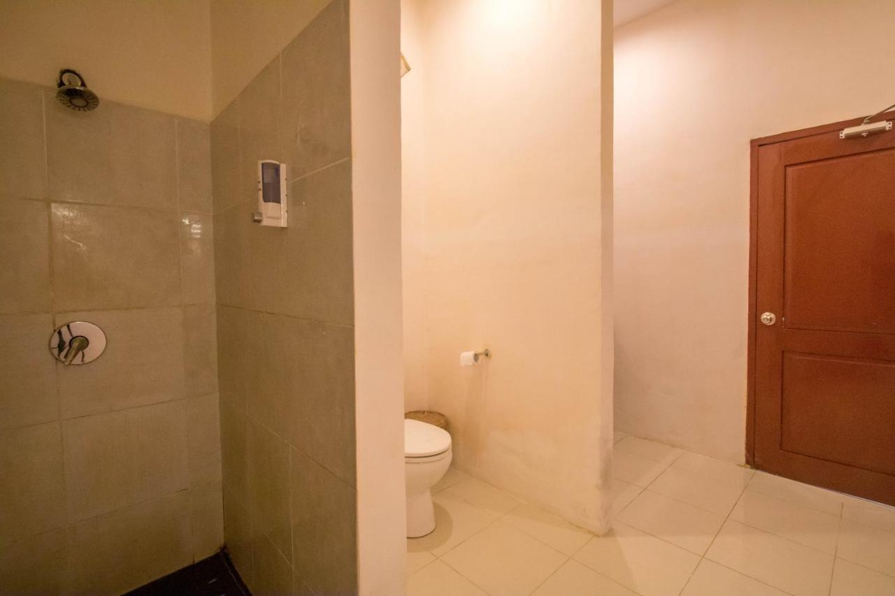 Aaliku Bungalows Τζίλι Τραγουανγκάν Εξωτερικό φωτογραφία